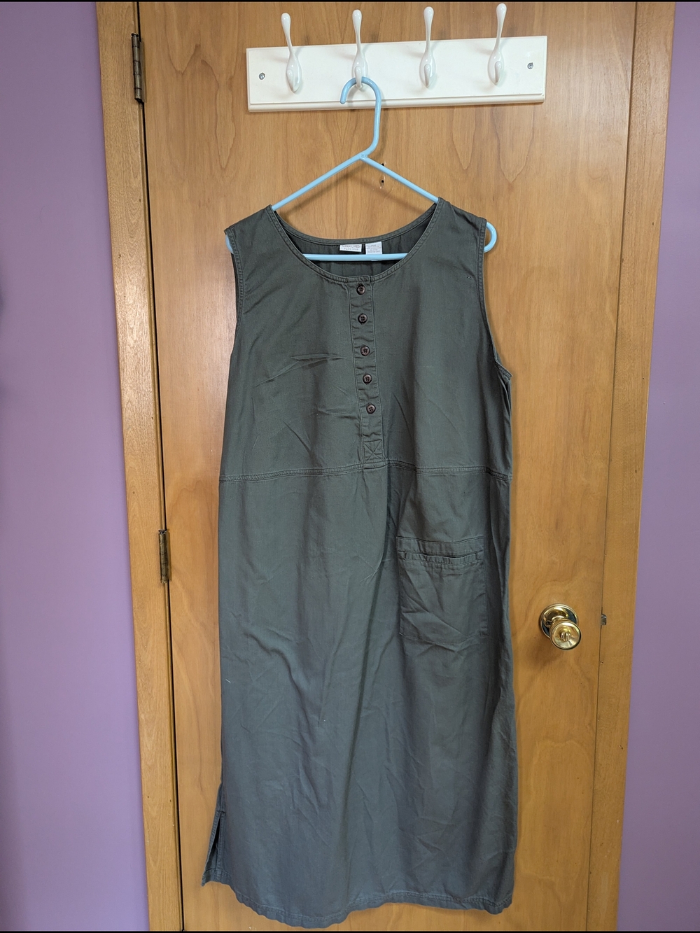 Cherokee Olive Sleeveless Button-Front Midi Dress